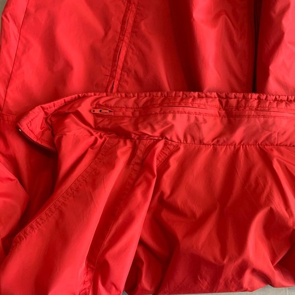 Woolrich Men's Red Vintage Vented Rain Jacket - Picture 9 of 11